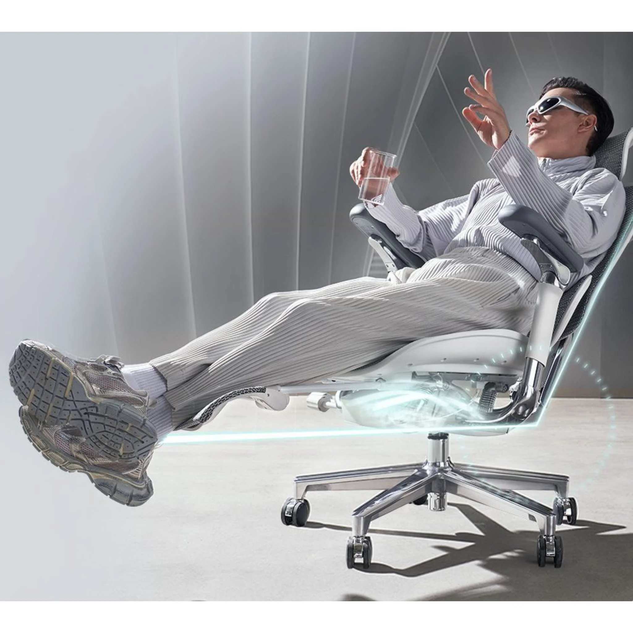 Aurora Executive - Image 9